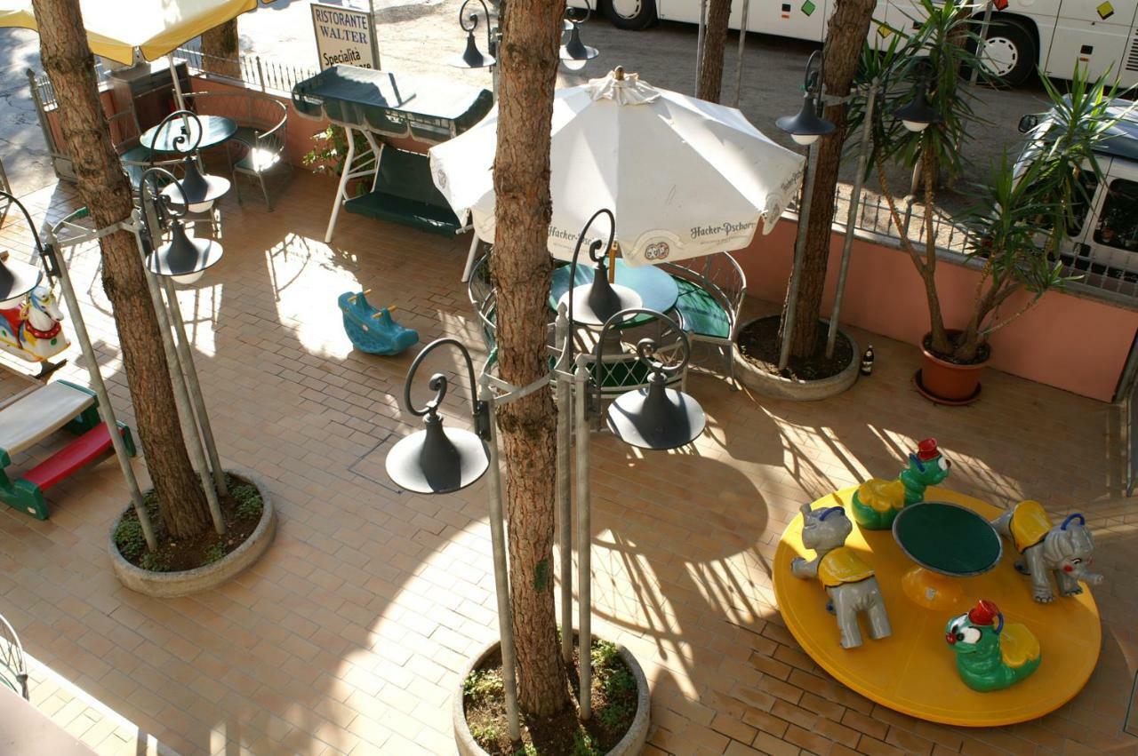 Hotel Walter Gatteo a Mare Esterno foto